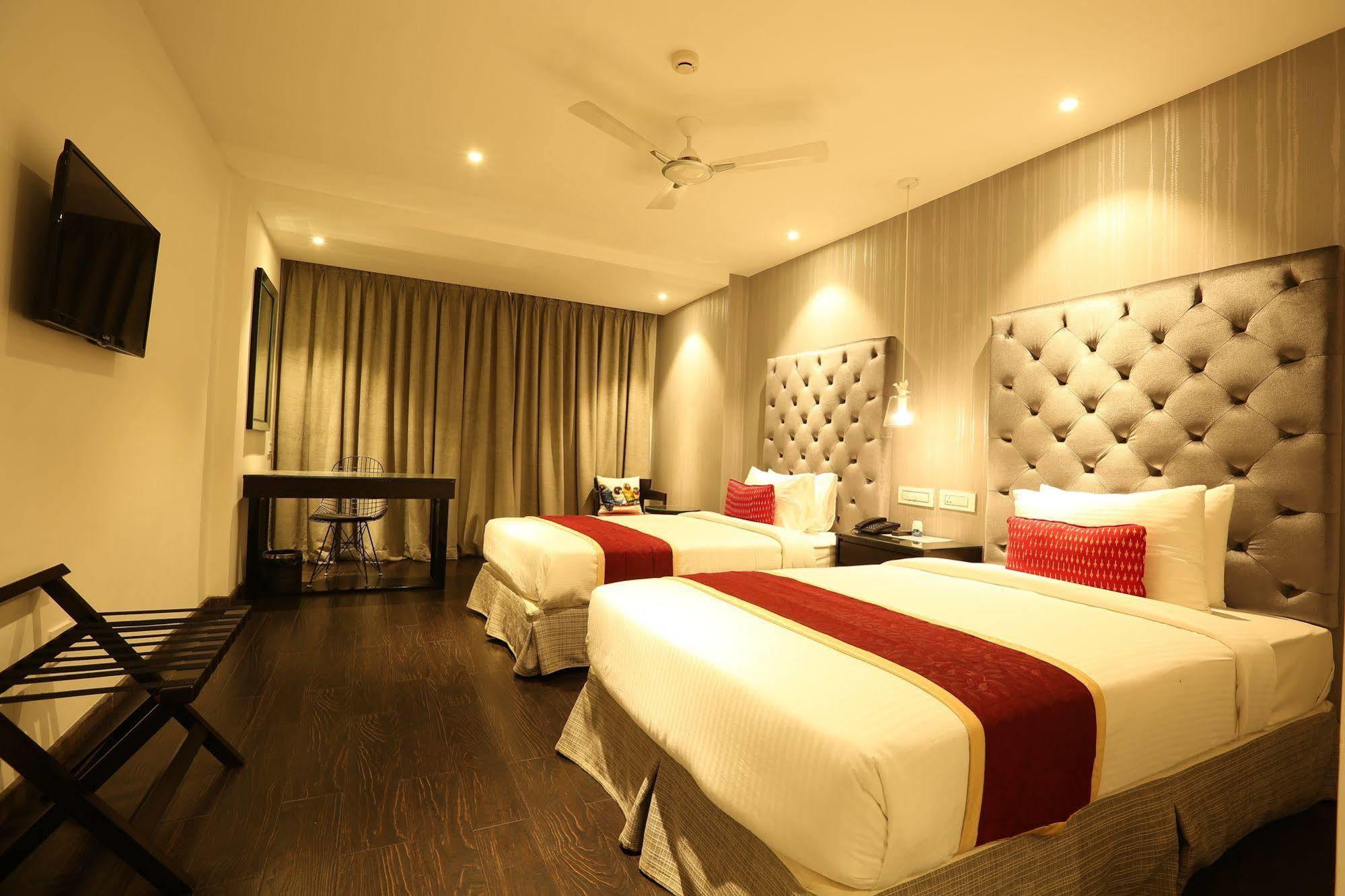 Hotel Deccan Serai, Hitec City, Haïdarabad Extérieur photo