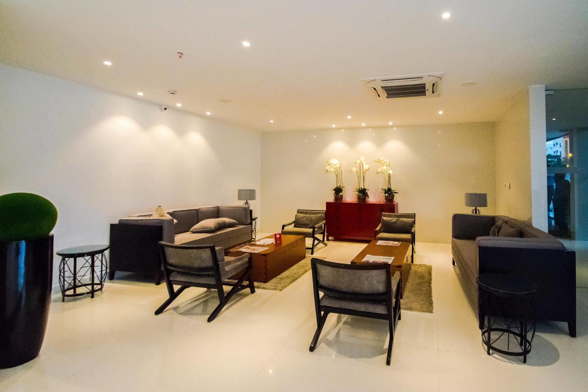 Hotel Deccan Serai, Hitec City, Haïdarabad Extérieur photo